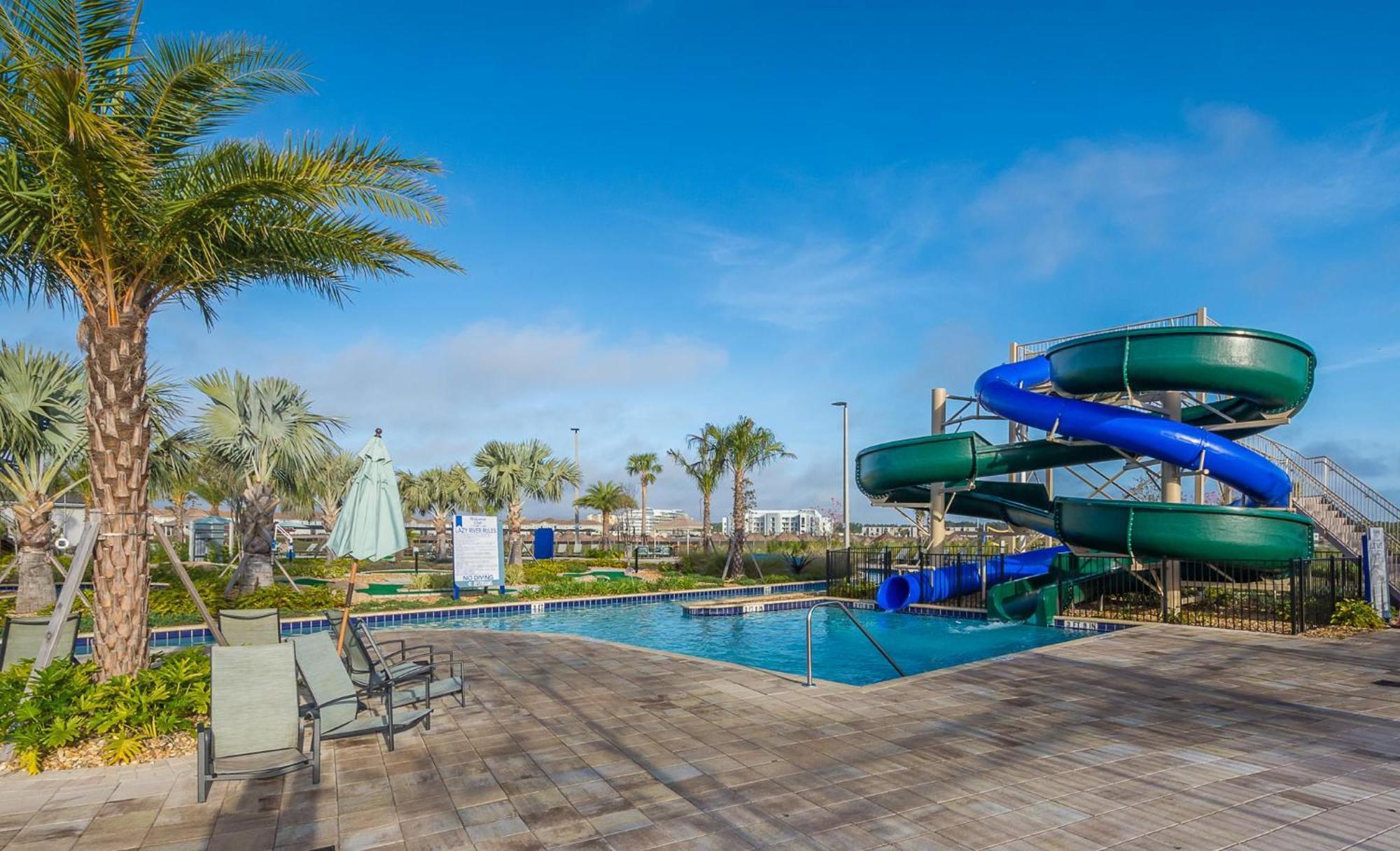 4834sl Townhouse 4 Bedrooms & 3 Bathrooms + Pool *
